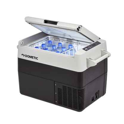 Dometic CFF 45-Pack – Portable 44L Fridge/Freezer + Cover